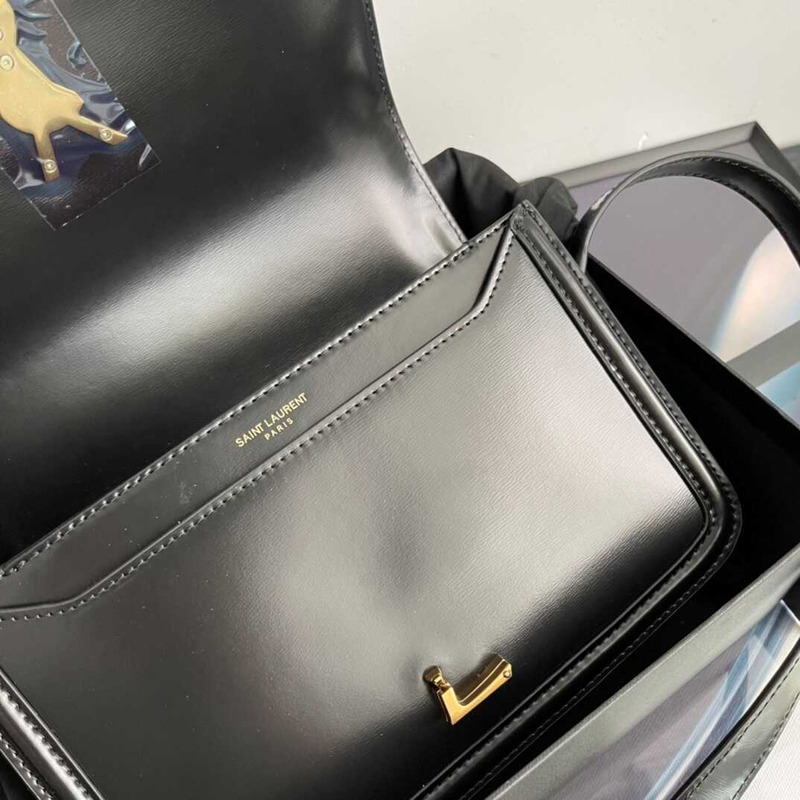 Saint Laurent Leather Messenger Bag Black