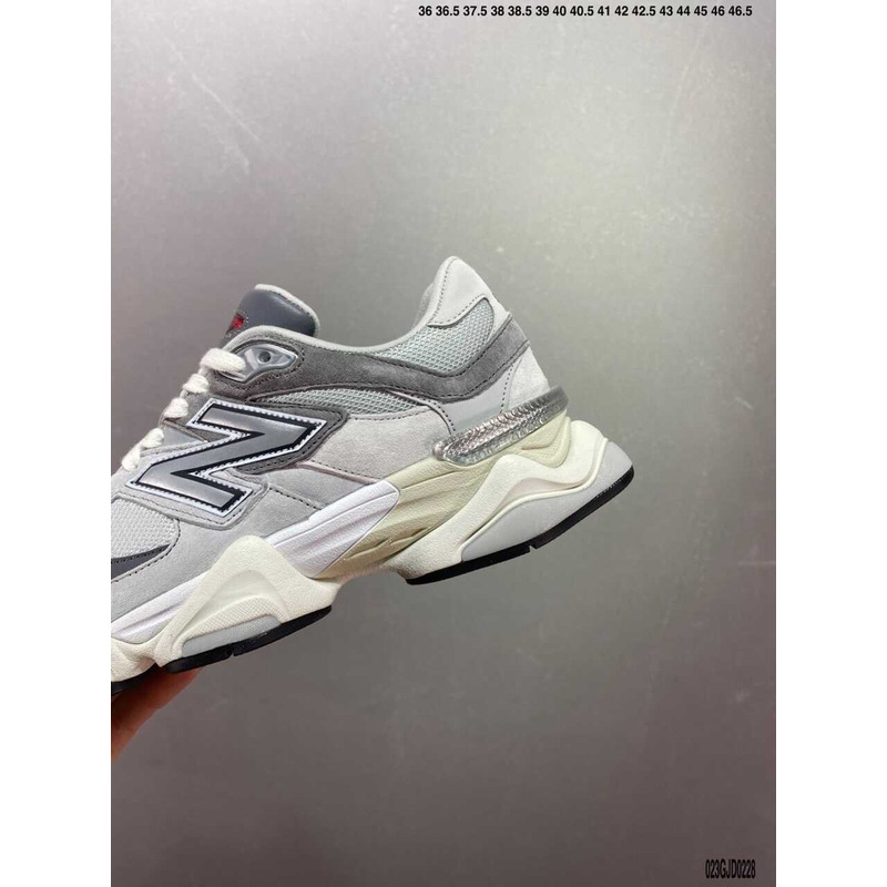 New Balance 9060 Sneakers Grey