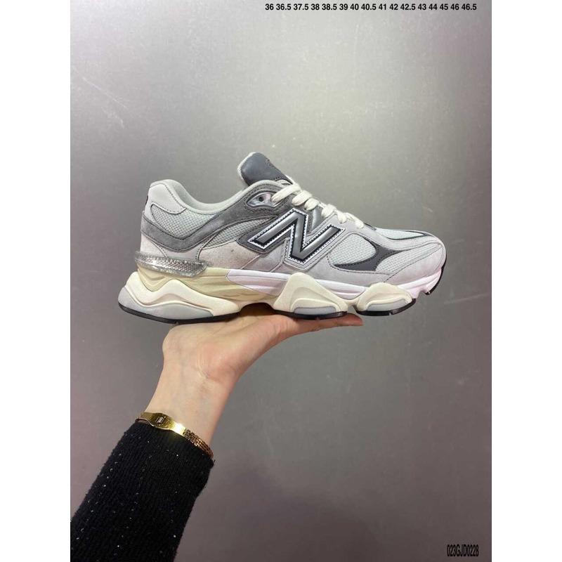 New Balance 9060 Sneakers Grey