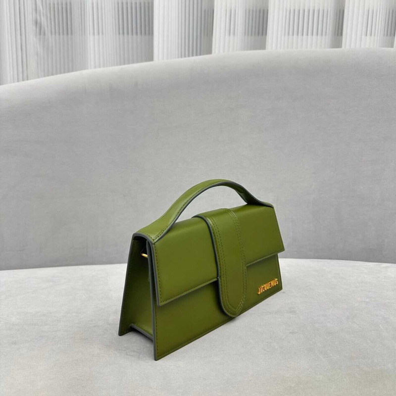 Jacquemus Le Grand Bambino Top Handle Bag