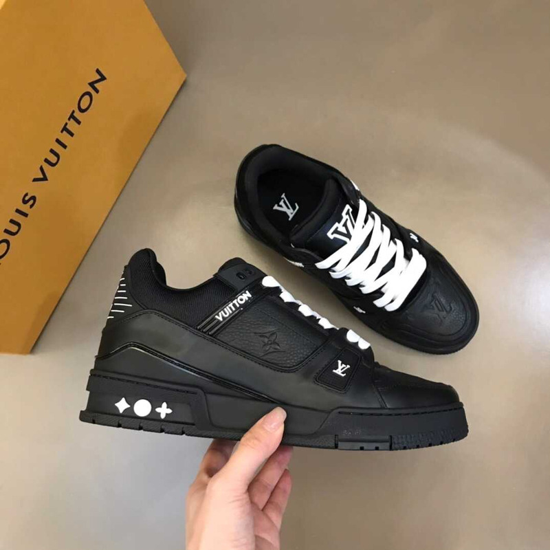 l**is V*t*n black trainer sneakers