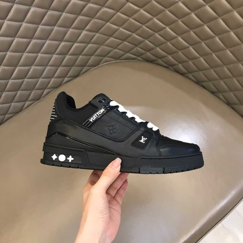 l**is V*t*n black trainer sneakers