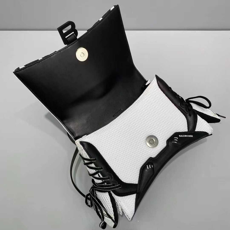 Ba*len*cia*ga sneakerhead top handle tote black and white