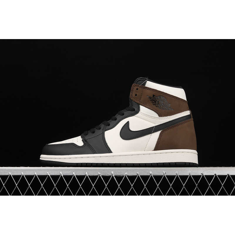 Nike Air Jordan 1 Retro High OG“Dark Mocha”