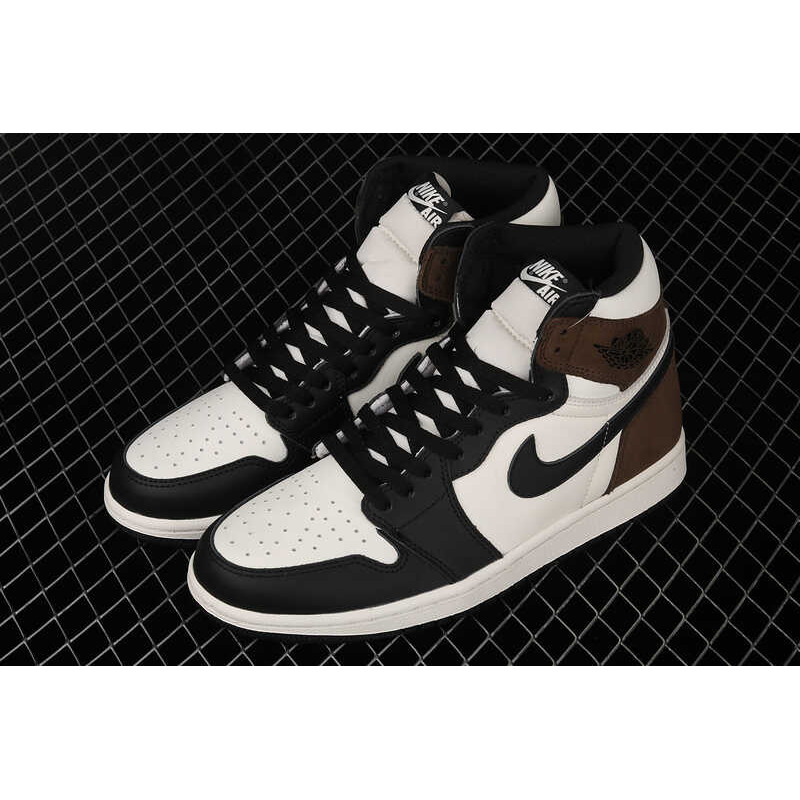 Nike Air Jordan 1 Retro High OG“Dark Mocha”