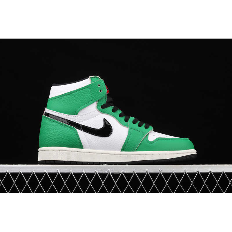 Nike Air Jordan 1 Retro High OG Lucky Green