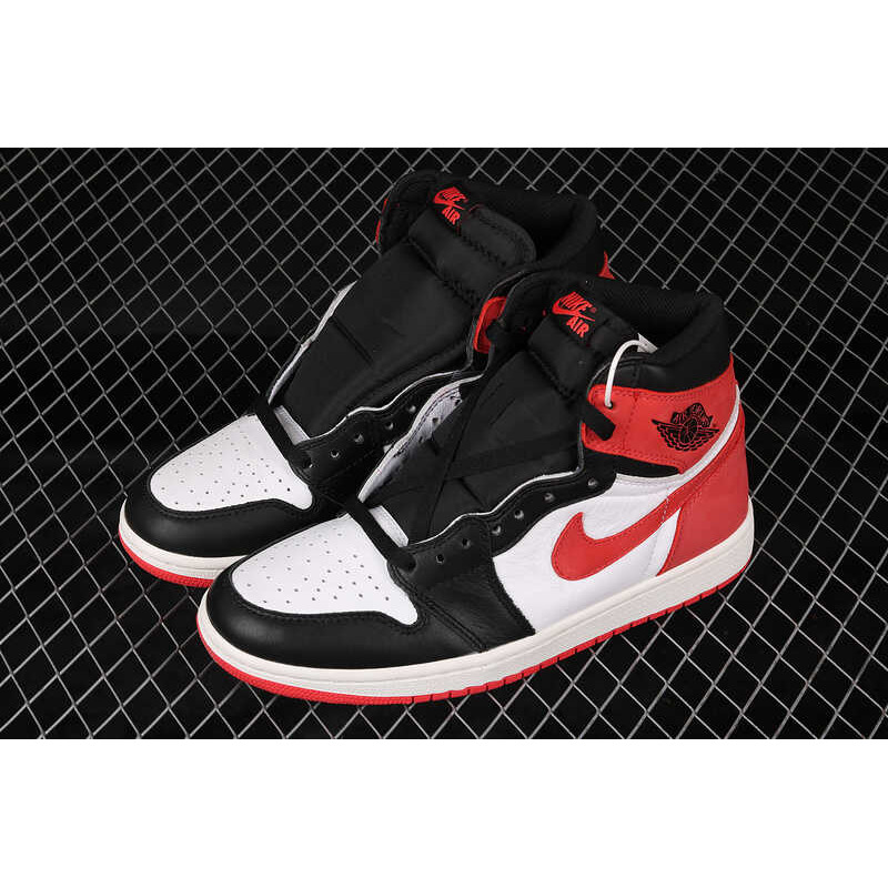 Nike Air Jordan 1 Mid \"Bred Toe\"