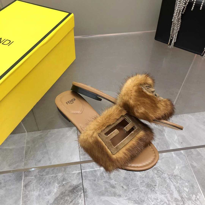 F**di women\''s brown baguette slides