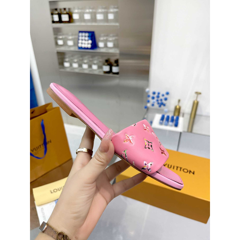 l**is V*t*n revival flat mule slides pink