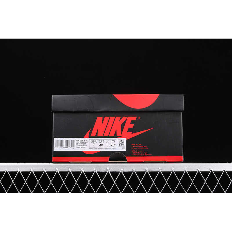 Jordan 1 Retro High Defiant White Black Gym Red