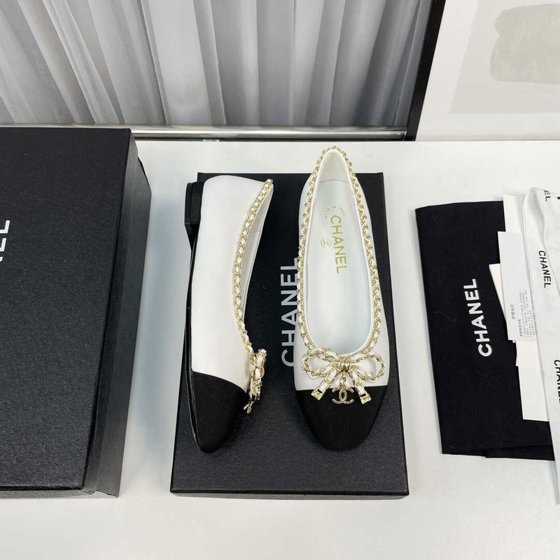 Ch*el ballerina flats black and white