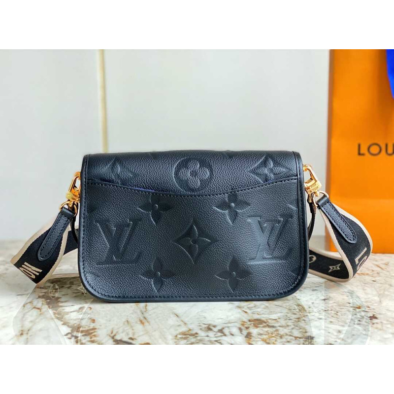 l**is V*t*n diane leather bag black