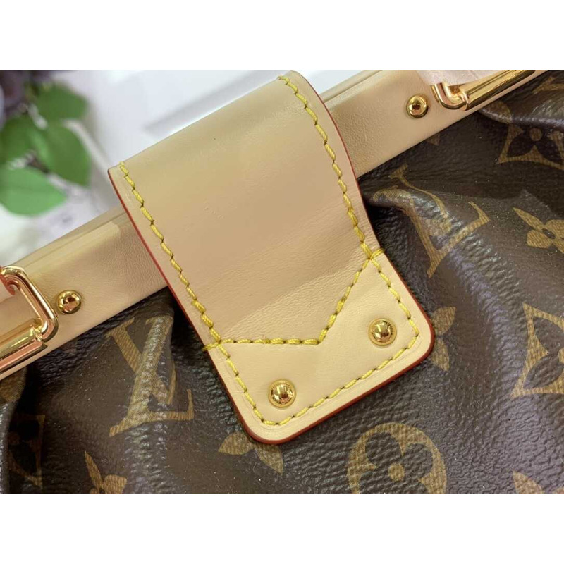 l**is V*t*n monogram clutch