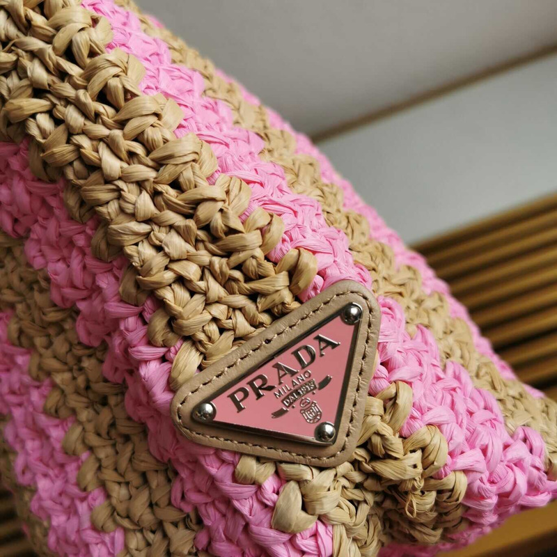 Pra*a large raffia tote bag tan/pink