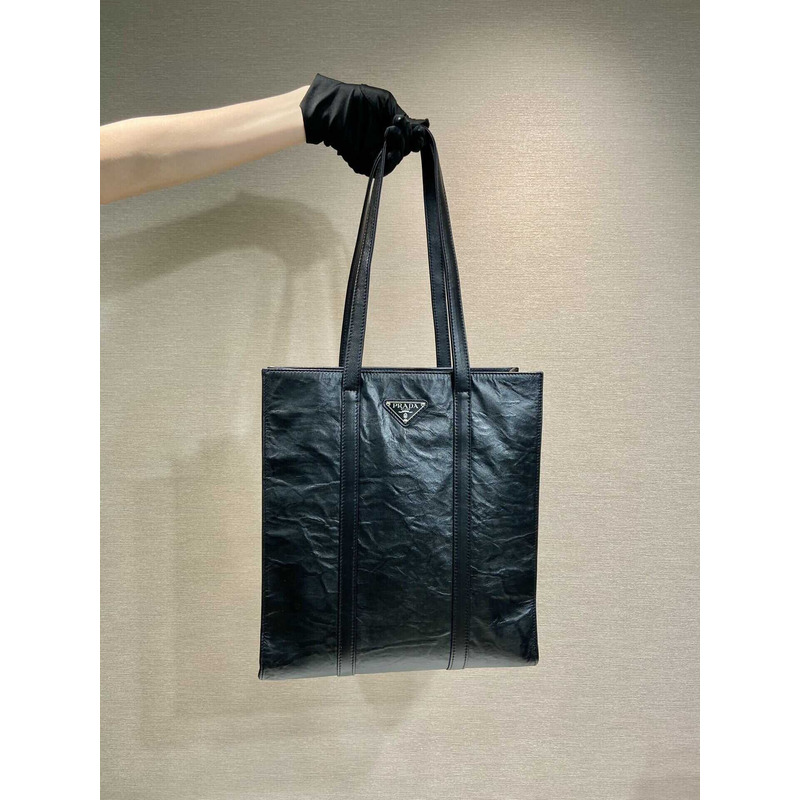 Pra*a logo-plaque tote bag black