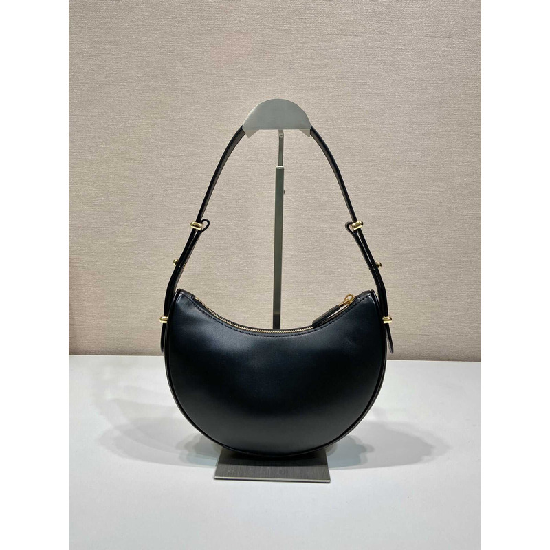 Pra*a leather shoulder bag black