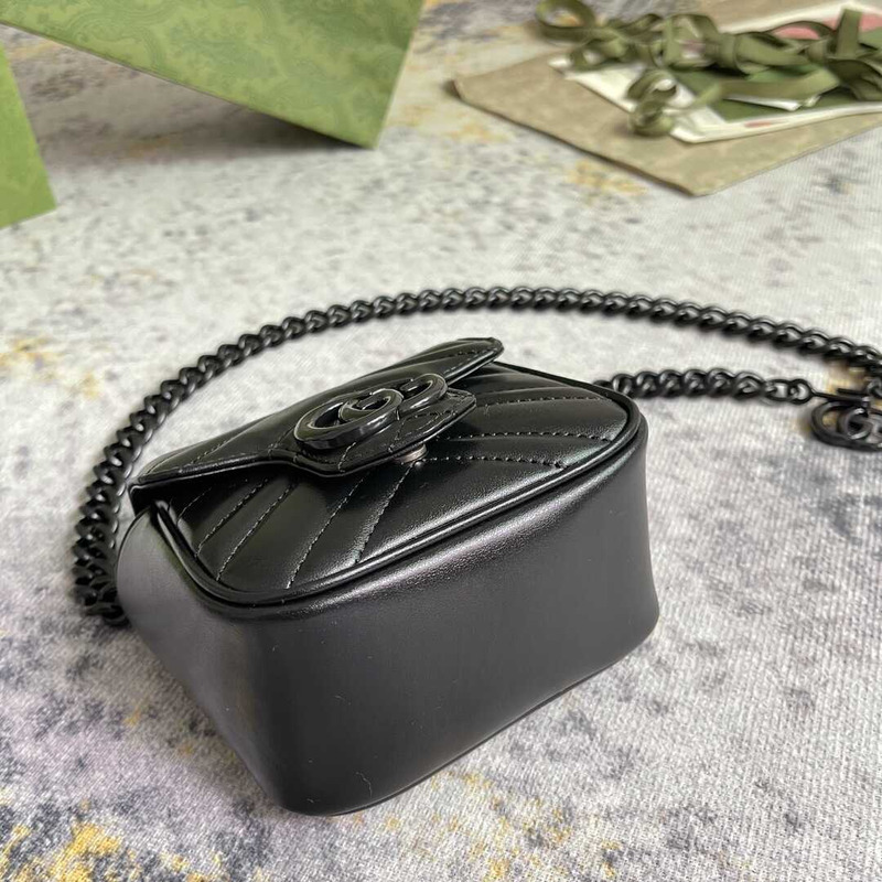 G*u*i gg marmont matelassé belt bag black