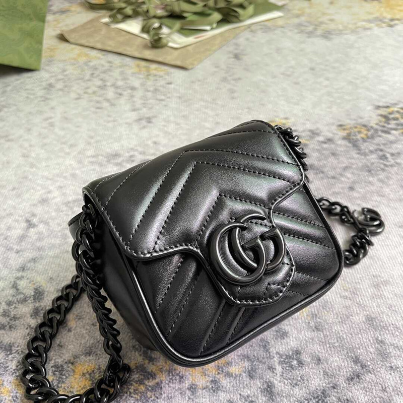 G*u*i gg marmont matelassé belt bag black