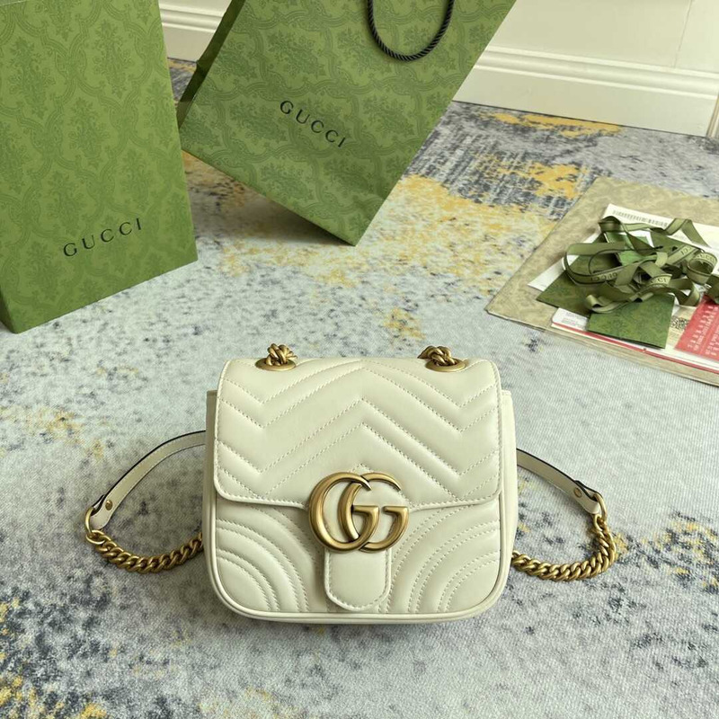 G*u*i gg marmont mini shoulder bag matelasse chevron white