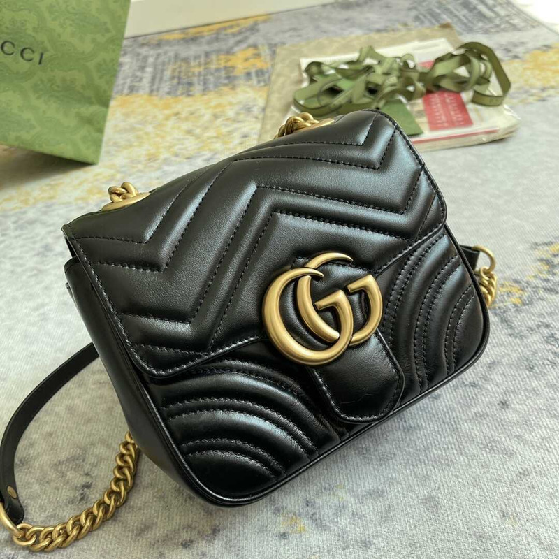 G*u*i gg marmont mini shoulder bag matelasse chevron black