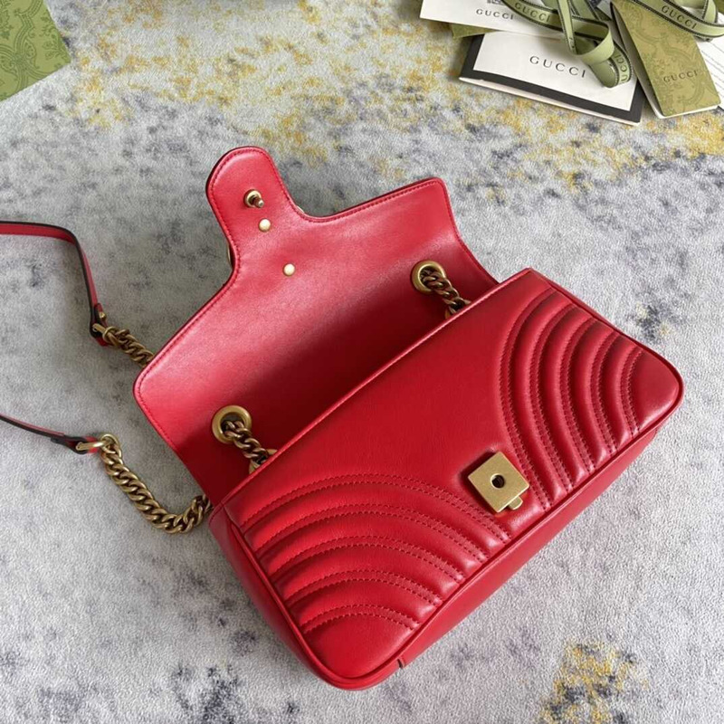 GG Marmont Small Shoulder Bag Red