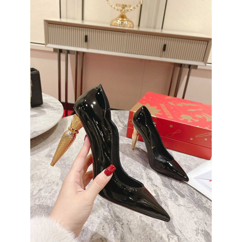 Ch**an louboutin hot chick patent leather pumps 100 black