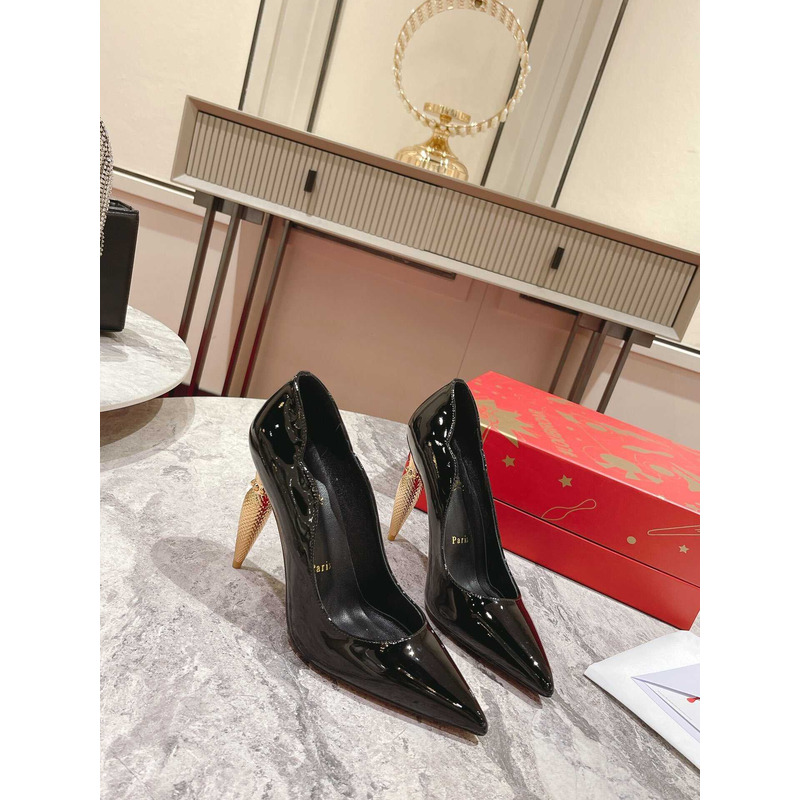 Ch**an louboutin hot chick patent leather pumps 100 black