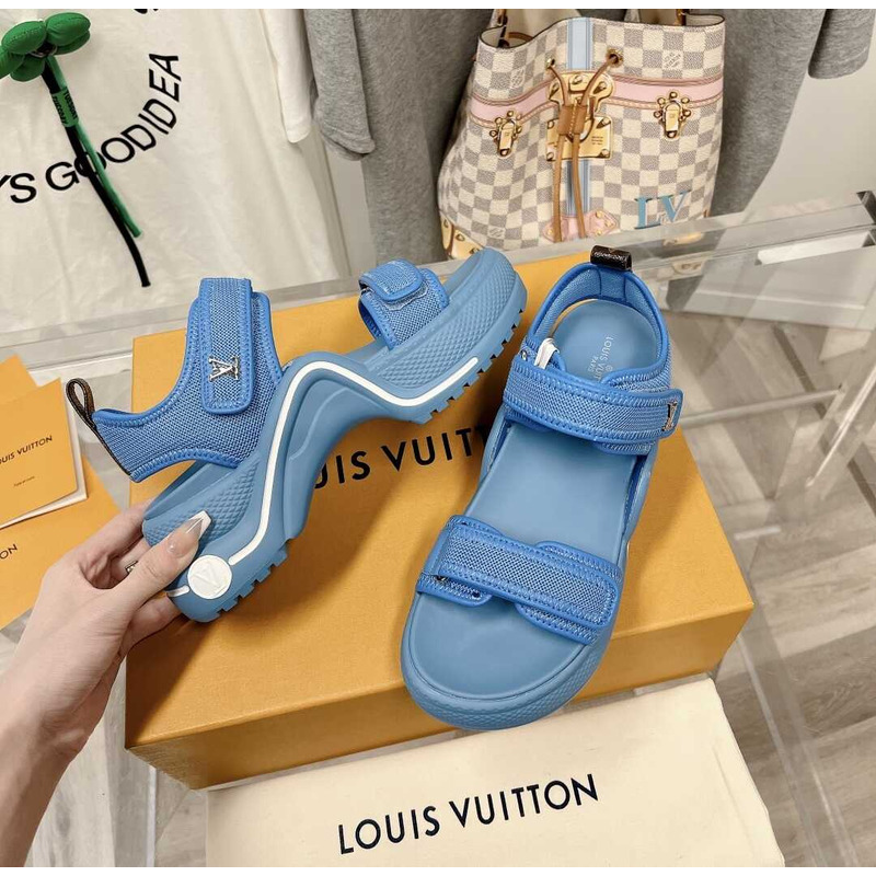 l**is V*t*n archlight sandal blue