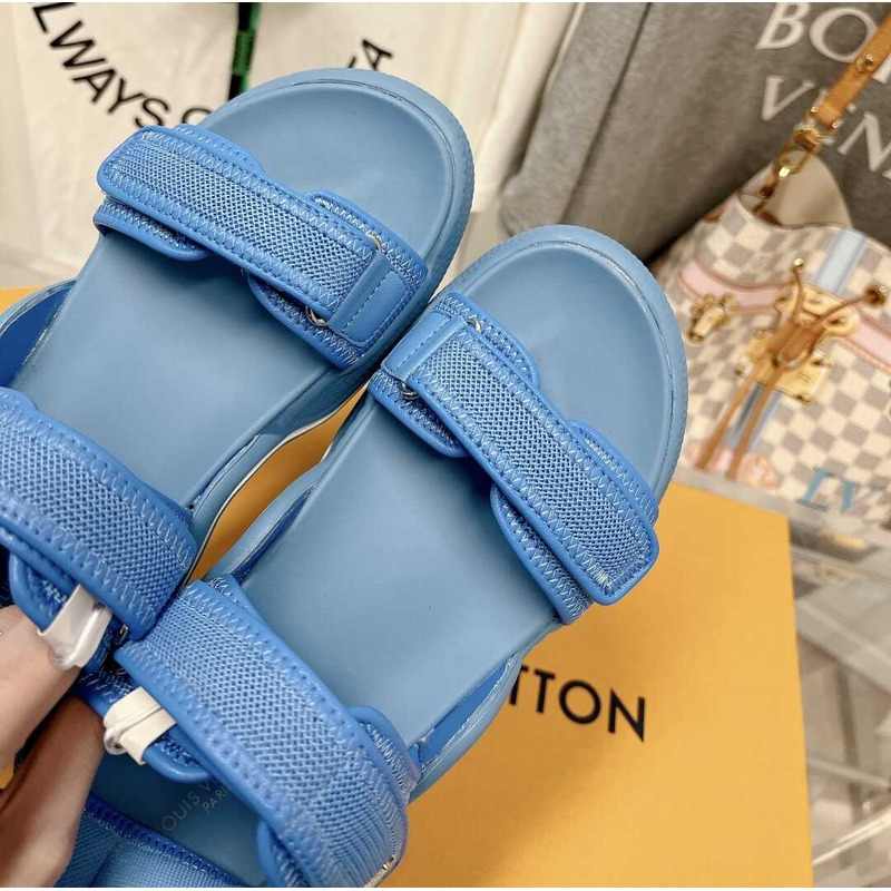 l**is V*t*n archlight sandal blue