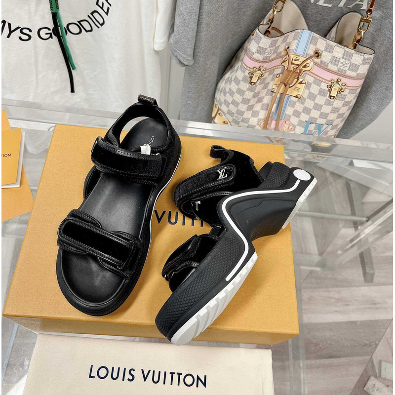 l**is V*t*n archlight sandal black