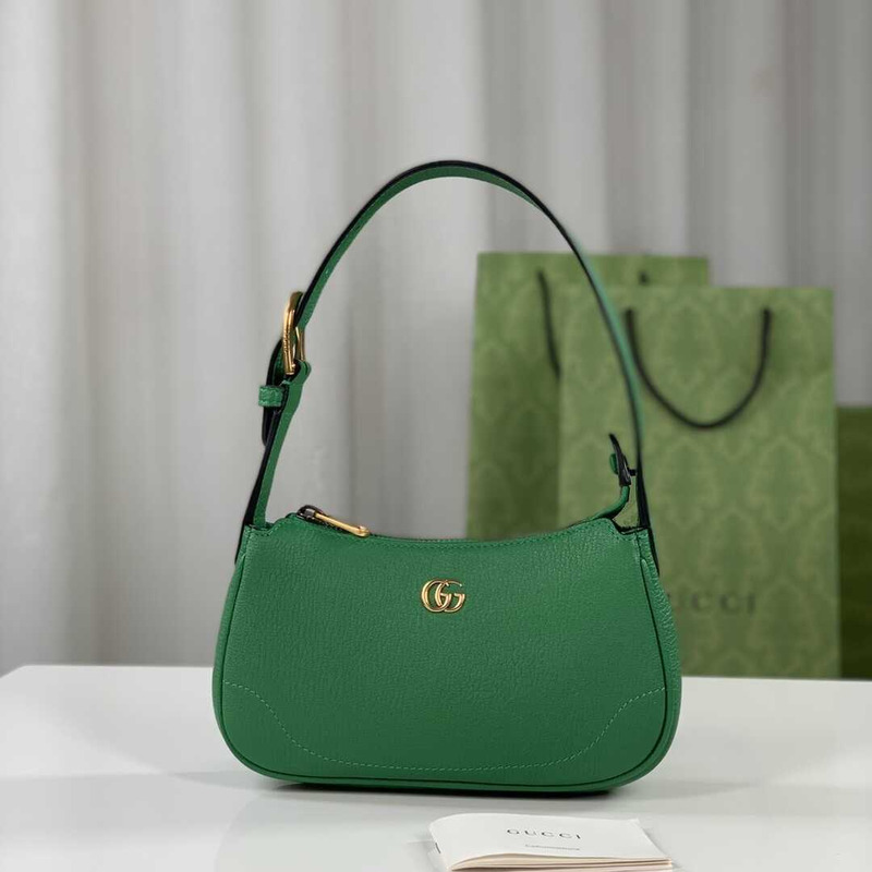 G*u*i gg marmont matelassé mini leather bag green