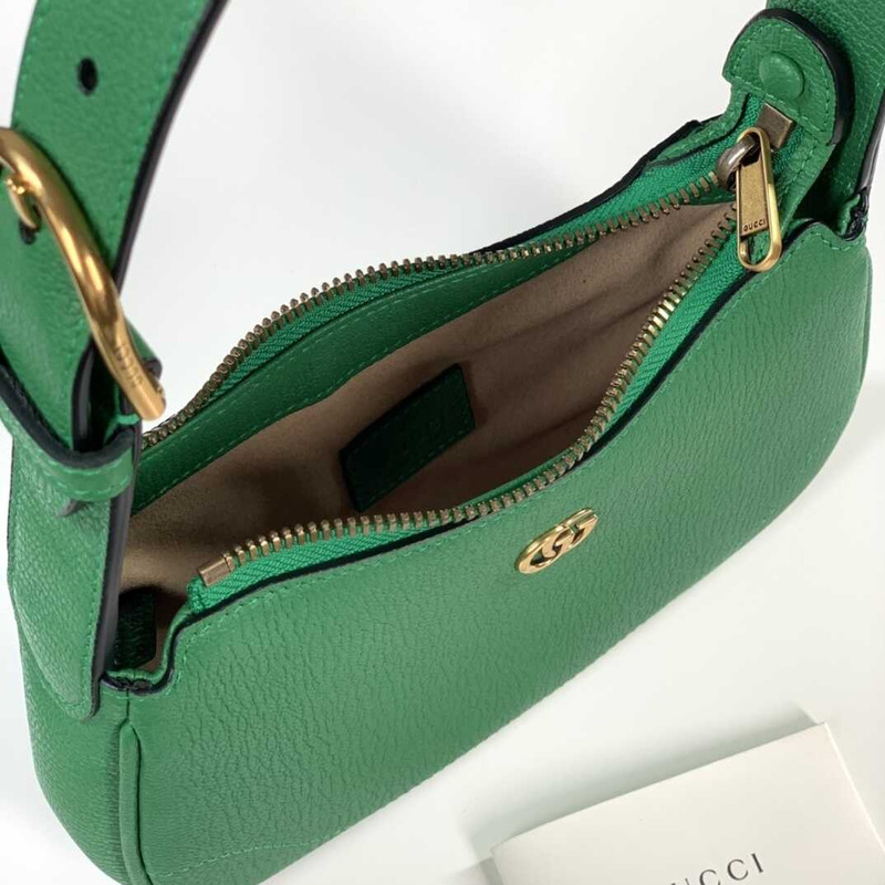 G*u*i gg marmont matelassé mini leather bag green