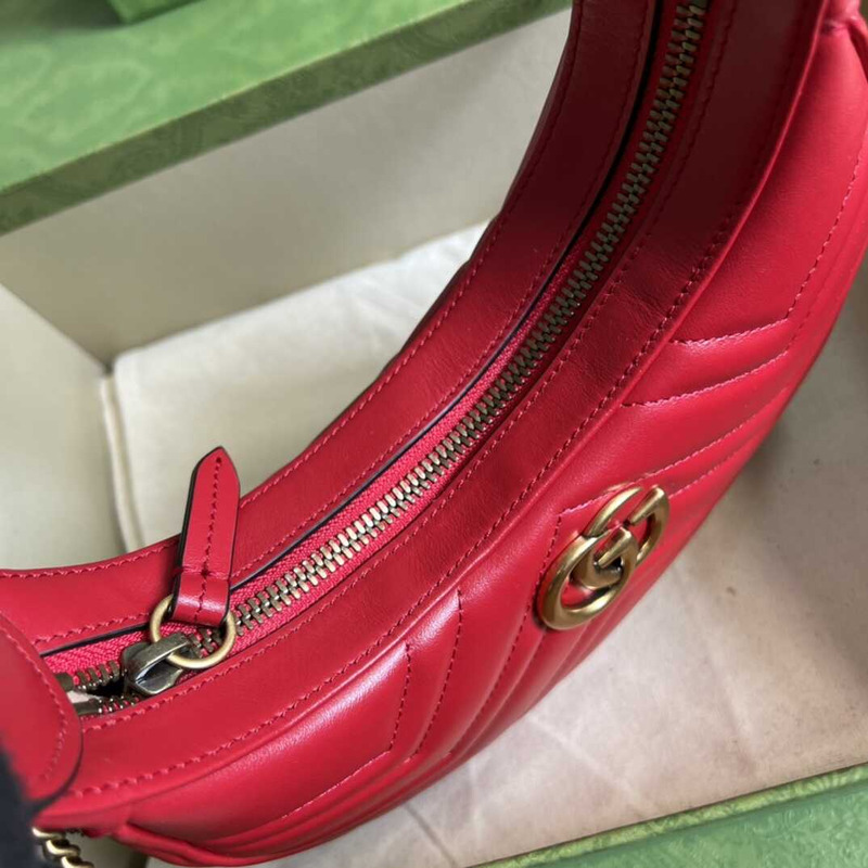 G*u*i gg marmont matelassé mini bag red