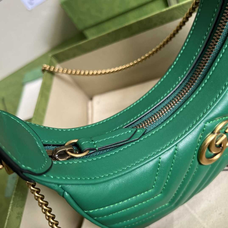 G*u*i gg marmont matelassé mini bag green