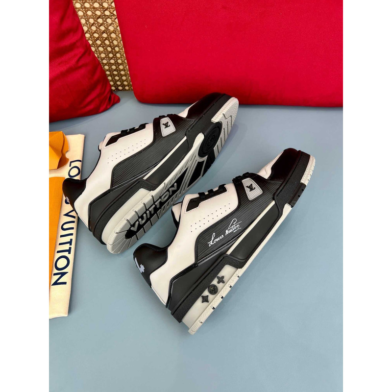 l**is V*t*n trainer sneakers  black and white