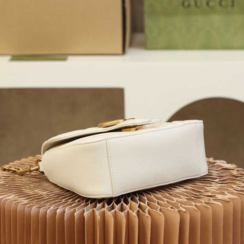 G*u*i gg marmont mini top handle bag white