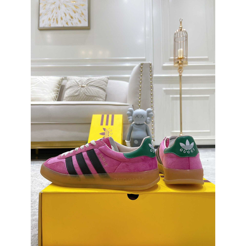 Ad*s x g*u*i gazelle pink sneaker