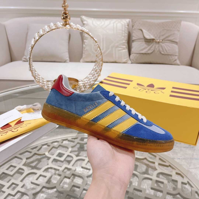 Ad*s x g*u*i gazelle  blue yellow stripes