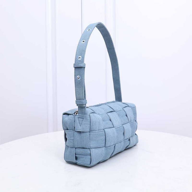 Bo*te*ga ve*ne*ta denim brick cassette shoulder bag