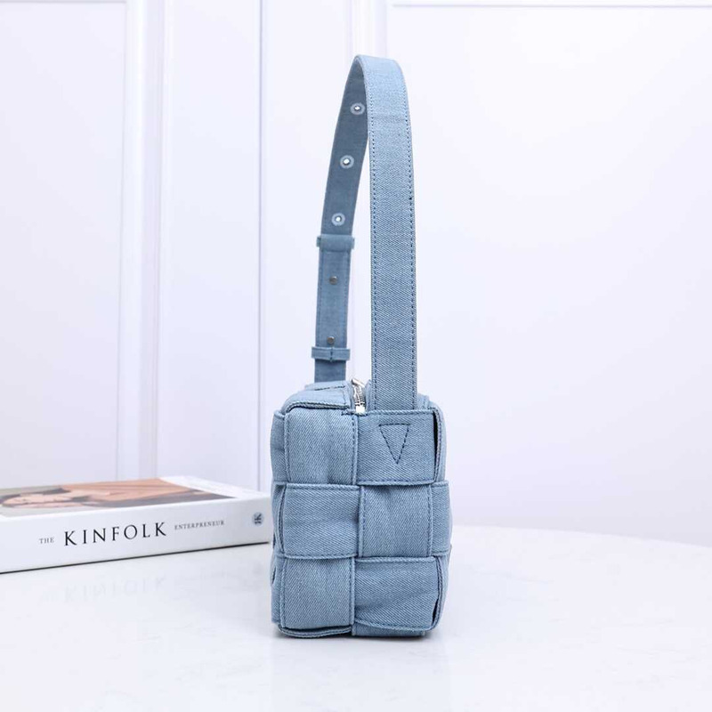 Bo*te*ga ve*ne*ta denim brick cassette shoulder bag