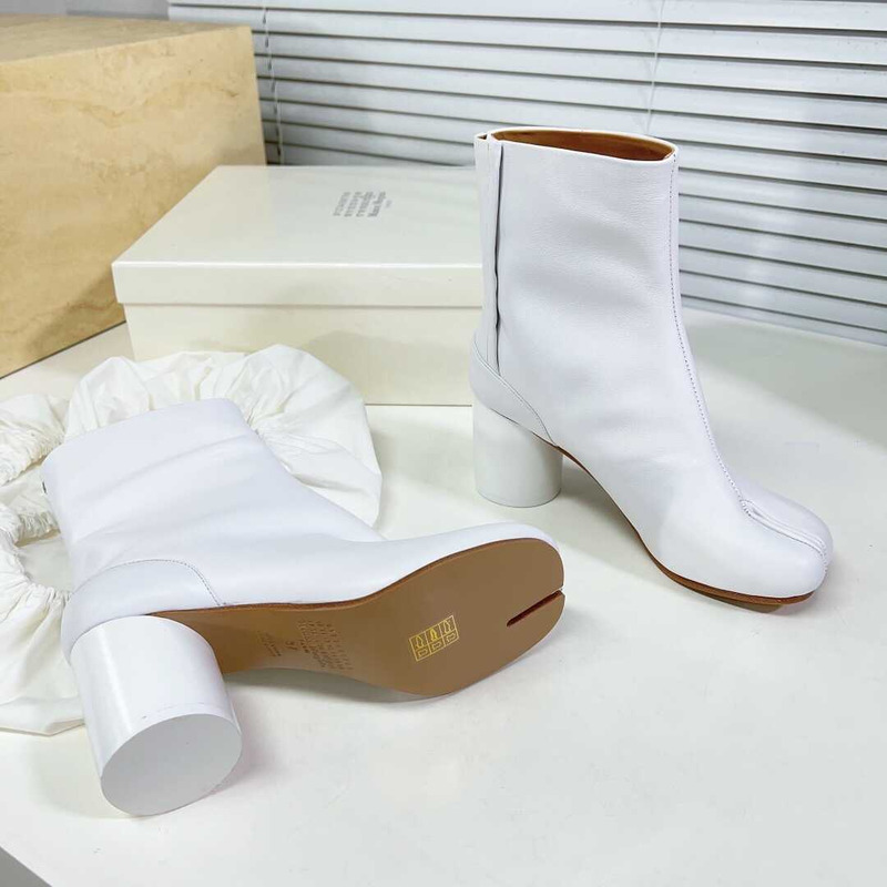 Maison Margiela Tabi Calfskin Boots White