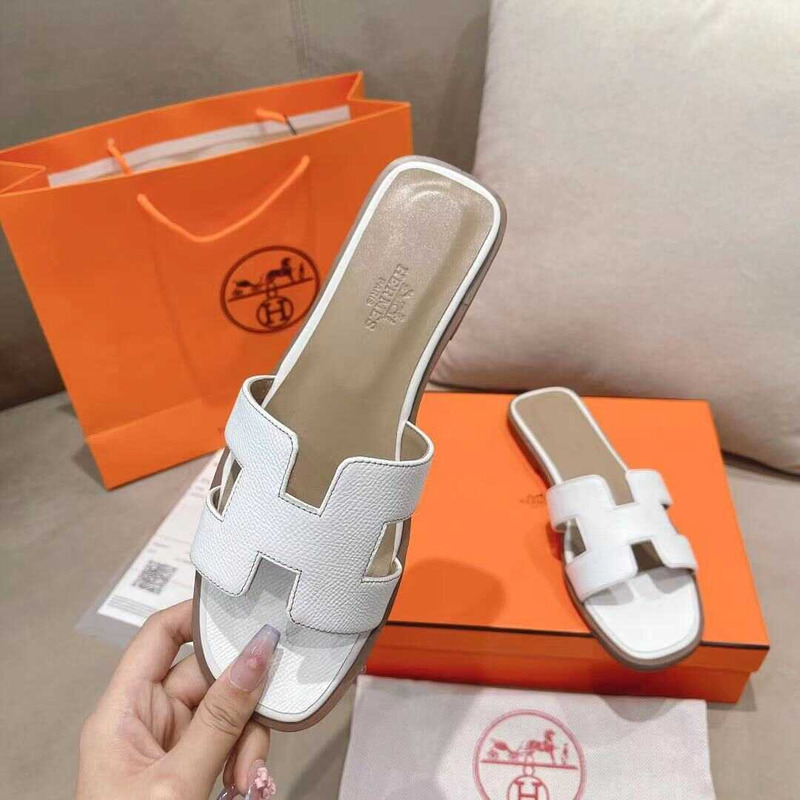 H**mes oran leather sandal white