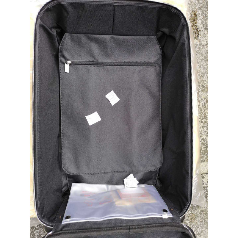 l**is V*t*n horizon 68 suitcase luggage