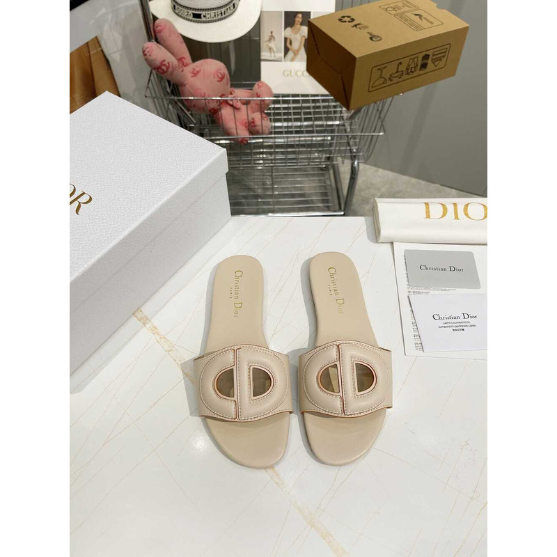 D*or d-club slide calfskin beige