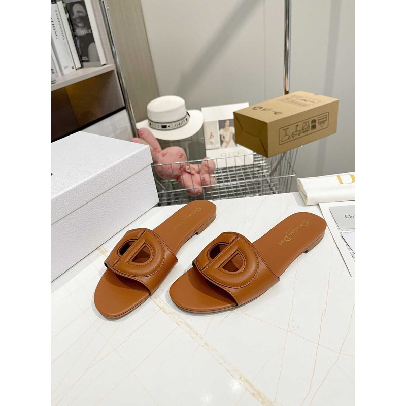 D*or d-club slide calfskin brown