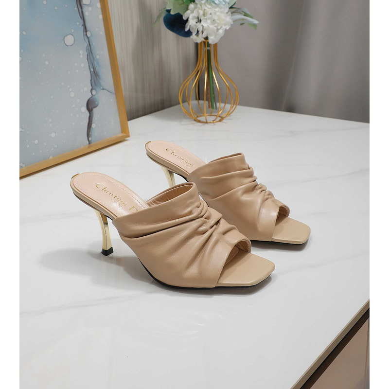 D*or d-fame heeled sandal pleated lambskin beige