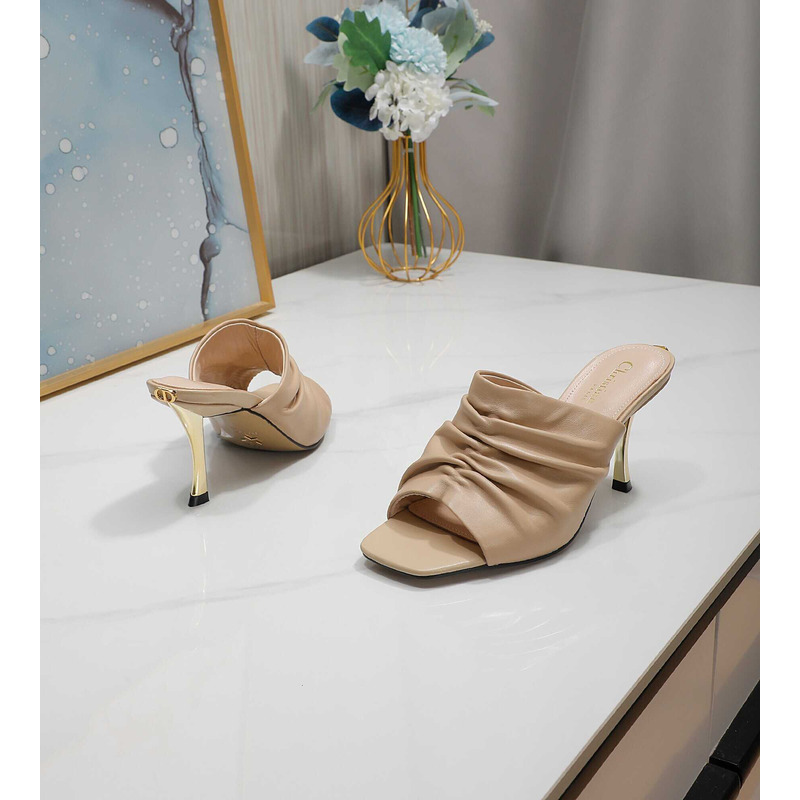 D*or d-fame heeled sandal pleated lambskin beige