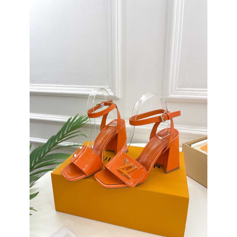 l**is V*t*n shake sandal orange