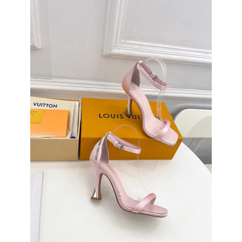 l**is V*t*n heeled sandals pink