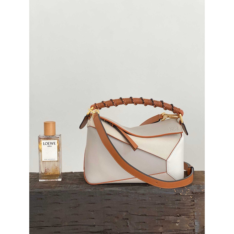 Loewe Puzzle Bag in Classic Calfskin Small White